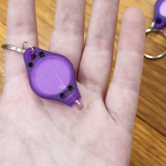 UV Light Keychains - Picture 2 of 2